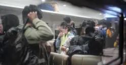 Jadwal pemesanan tiket kereta api Lebaran 2026. (Sumber: Poskota/Bilal Nugraha Ginanjar)