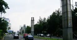 Pemprov DKI siapkan anggaran Rp100 miliar bongkar tiang monorel mangkrak. (Sumber: beritajakarta.id)