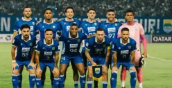Persib Bandung rebut gelar juara paruh musim Super League 2025/2026. (Sumber: Instagram/@thomhaye)