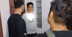Seorang pria bernama Ahmad Riansah, 29 tahun mengakui telah menghabisi nyawa istri sirinya berinisial SM, 23 tahun, di sebuah kamar kos yang berada di Kelurahan Kayuringin Jaya, Bekasi Selatan. (Sumber: Dok. Polda Metro Jaya)