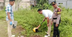 Petugas Satreskrim Polresta Serang Kota tengah melakukan olah TKP di lokasi kejadian. (Sumber: Dok. Humas Polresta Serang Kota)