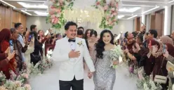 Rully Anggi Akbar menegaskan rumah tangganya dengan Boiyen tetap harmonis meski namanya dilaporkan ke Polda Metro Jaya terkait dugaan penipuan investasi Rp300 juta.