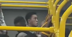 Seorang penumpang pria kepergok melakukan masturbasi di Transjakarta. (Sumber: TikTok/@claud.ni)