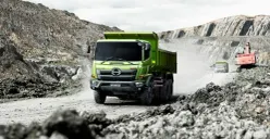 Hino mempertahankan posisi market leader medium duty truck selama 25 tahun berturut-turut. (Sumber: Dok. Hino)