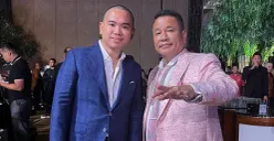 Sosok Frank Alexander Hutapea (kiri) putra Hotman Paris (kanan) yang dilantik jadi staf ahli DPN. (Sumber: Instagram/@hotmanparisofficial)