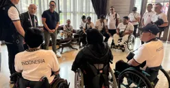 Kajari Kabupaten Bogor, Denny Achmad saat bersama para atlet difabel jelang ajang ASEAN Para Games 2025. (Sumber: Istimewa)