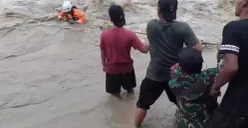 Tiga pemuda di Bogor terjebak arus deras saat keasyikan mancing di aliran Curug Niagara, Jonggol, Kabupaten Bogor. (Sumber: Istimewa)