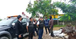 Aparat gabungan melaksanakan operasi pengawasan dan penindakan terhadap praktik pembuangan sampah liar dan puing ilegal di kawasan Tanggul Muara Baru, Jakarta Utara, Rabu, 22 Januari 2026. (Sumber: Istimewa)