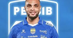 Layvin Kurzawa  Bek asal Prancis itu dikabarkan telah tiba di Bandung untuk bergabung dengan Persib di putaran kedua BRI Super League 2025/26. (Sumber: Instagram/@gosball)