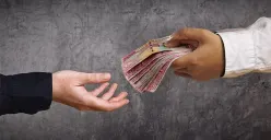 Tips Menggunakan Paylater Secara Cerdas supaya Tagihan Tidak Membengkak (Sumber: Pinterest)