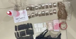 Barang bukti pengungkapan kasus clandestine lab atau laboratorium rumahan produksi narkotika jenis tembakau sintetis yang beroperasi di kawasan Jakarta Barat. (Sumber: Dok. Polda Metro Jaya)