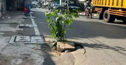 Ilustrasi jalan berlubang di wilayah Jakarta. (Sumber: Istimewa)