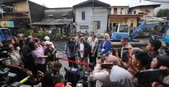 Gubernur DKI Jakarta Pramono Anung saat meninjau pengerukan Kali Cakung Lama di Jakarta Utara, Selasa, 27 Januari 2026. (Sumber: Kominfo)