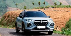 Curah hujan tinggi di akhir 2025 mendorong konsumen memilih SUV. Penjualan New XL7 dan Suzuki Fronx melonjak signifikan. (Sumber: Suzuki)