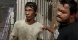 Warga menangkap pelaku pencurian kabel (baju putih) yang hendak beraksi di Jalan Cendrawasih, Cengkareng, Jakarta Barat, Selasa, 27 Januari 2026 malam. (Sumber: Istimewa)