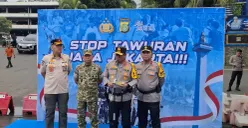 Kapolda Metro Jaya, Irjen Asep Edi Suheri, dalam konferensi pers di Lapangan Presisi Ditlantas Polda Metro Jaya, Jakarta Selatan, Rabu, 28 Januari 2026. (Sumber: Poskota/Ali Mansur)