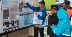 Kepala Dinas SDA Jakarta, Ika Agustin Ningrum menjelaskan skema normalisasi Ciliwung di Kelurahan Cawang, Jakarta Timur, Kamis, 29 Januari 2026. (Sumber: Dok. Pemprov Jakarta)