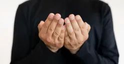 Niat puasa qadha Ramadhan lengkap dengan waktu bacaan dan hukumnya. (Sumber: Freepik)