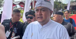 Bupati Bogor Rudy Susmanto saat memberikan keterangan pers usai rapat paripurna perayaan Hari Jadi Bogor (HJB) ke-544 di Desa Malasari, Kecamatan Nanggung, Kabupaten Bogor, Rabu 3 Juni 2026. (Sumber: Poskota/Giffar Rivana)