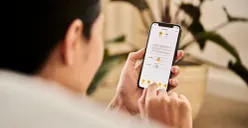 Ilustrasi eSIM pada ponsel. (Sumber: Unsplah/docusign)