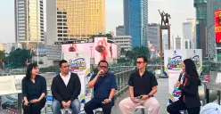 Direktur Bisnis dan Pemanfaatan Aset PT Transportasi Jakarta, Fadly Hasan saat menyampaikan paparan Jakarta Sky Fun Run (JSFR) 2026 di Halte Bundaran HI Astra, Jakarta Pusat, Jumat, 5 Juni 2026. (Sumber: Poskota | Foto: M. Tegar Jihad)