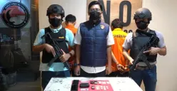 Direktorat Reserse Narkoba Polda Metro Jaya mengungkap kasus peredaran narkotika jenis sabu di wilayah Jakarta Barat. (Sumber: Polda Metro Jaya)