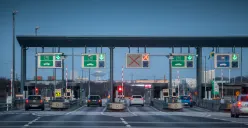 Ilustrasi jalan tol (Sumber: Wilkimedia Commons)