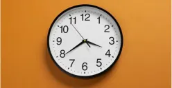 Update terbaru jadwal buka puasa di Kota Jakarta Selasa, 3 Maret 2026. (Sumber: Freepik)