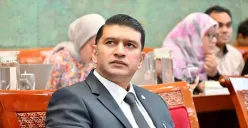 Suami Bupati Pekalongan Fadia Arafiq, Mukhtaruddin Ashraff Abu, ikut menjadi sorotan setelah diduga turut menikmati aliran uang hasil dugaan korupsi yang dilakukan sang istri. (Sumber: Instagram/@ashraff_abu)