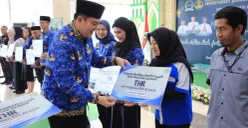 Korpri Setjen DPD RI membagikan bingkisan kepada pejabat, pegawai, hingga staf pendukung, serta santunan untuk anak yatim, Kamis, 5 Maret 2026. (Sumber: Dok. DPD RI)