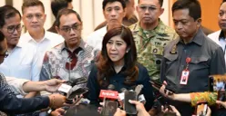 Menteri Komunikasi dan Digital Meutya Hafid melakukan inspeksi mendadak ke kantor operasional Meta di Jakarta untuk menyoroti rendahnya kepatuhan platform media sosial dalam menangani konten berbahaya di Indonesia. (Sumber: Dok/Komdigi)