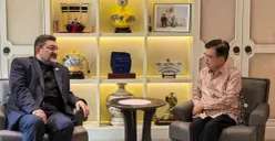 Ilustrasi. Potret Wakil Presiden ke-10 dan ke-12 RI Jusuf Kalla menerima kunjungan Duta Besar Iran untuk Indonesia, Mohammad Boroujerdi, di kediamannya di Jakarta Selatan, Selasa, 3 Maret 2026. (Sumber: Instagram/@jusufkalla)