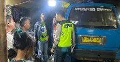 Petugas melakukan olah TKP kecelakaan tabrakan beruntun di Jalan Raya Bogor, Cimanggis, Kota Depok Sabtu, malam 7 Maret 2026. (Sumber: Dok. Polres Metro Depok)