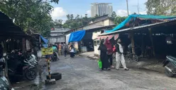 Kondisi ruas jalan menuju Stasiun Rawa Buaya, Cengkareng, Jakarta Barat, terpantau sudah surut dari banjir, Senin, 9 Maret 2026. (Sumber: Poskota/Pandi Ramedhan)