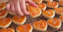 Resep kue kacang Lebaran yang mudah dibuat dan bisa jadi ide jualan. (Sumber: YouTube/Luvitaho)