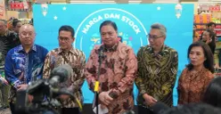 Menko Bidang Perekonomian, Airlangga Hartarto memberikan sambutan dalam program nasional Belanja di Indonesia Aja Lebaran 2026 di The Foodhall, Senayan City, Jakarta Pusat. (Sumber: Dok. Istimewa)
