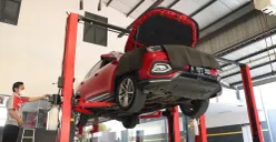 Ilustrasi pemeriksaan kendaraan jelang mudik lebaran 2026 yang dihadirkan oleh MG Motor. (Sumber: MG)