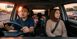 Ilustrasi - Cara menghilangkan ngantuk saat berkendara dapat membantu mencegah kondisi microsleep. (Sumber: Gemini AI)