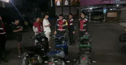 Polisi menyita tiga motor yang mengikuti balap liar di Jalan Raya Jakarta-Bogor. (Sumber: Dok. Polres Bogor)