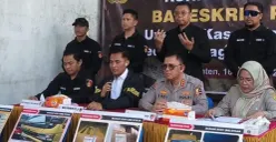 Koferensi perss ungkap kasus perdagangan daging domba berkomitmen di Kecamatan Cikupa, Kabupaten Tangerang, Senin, 16 Maret 2026. (Sumber: Poskota/Veronica Prasetio)