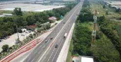 PT Jasamarga Transjawa Tol (JTT) bersama pihak Kepolisian resmi menghentikan rekayasa lalu lintas contraflow dari KM 70 hingga KM 47 arah Jakarta. (Sumber: JTT)