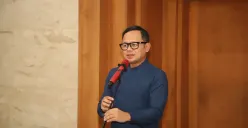 Wamendagri Bima Arya Sugiarto dalam kegiatan di Pendopo Bupati Pacitan, Jawa Timur, Jumat, 1 Mei 2026. (Sumber: Dok. Kemendagri)