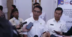 Direktur PIAK Ditjen Dukcapil, Muhammad Nuh Al Azhar kepada awak media di Savero Hotel, Kota Depok, Jawa Barat, Rabu, 6 Mei 2026. (Sumber: Dok. Kemendagri)