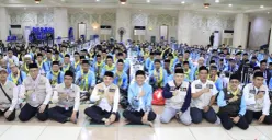 Jamaan haji asal Kabupaten Tangerang saa berkumpul di Masjid Agung Al-Amjad, Tigaraksa. (Sumber: Pos Kota/Veronica)