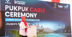 Direktur Utama Telkom, Dian Siswarini dalam peresmian Sistem Kabel Laut Pukpuk (Puk-Puk 1) hasil kolaborasi dengan PNG DataCo di Telkom Witel Jayapura, Papua, Jumat, 8 Mei 2026. (Sumber: Dok. Telkom)