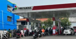 Kondisi salah satu SPBU di kawasan Palmerah, Jakarta Barat, Jumat, 15 Mei 2026. (Sumber: Poskota/Pandi Ramedhan)