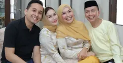 Potret Kevin Gusnadi dan keluarga Ayu Ting Ting. (Sumber: Instagram/@mom_ayting92_)