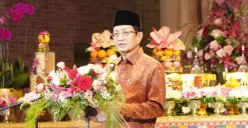 Menag Nasaruddin Umar dalam rangka Hari Tri Suci Waisak di Jakarta, Minggu, 31 Minggu 2026. (Sumber: Dok. Kemenag)
