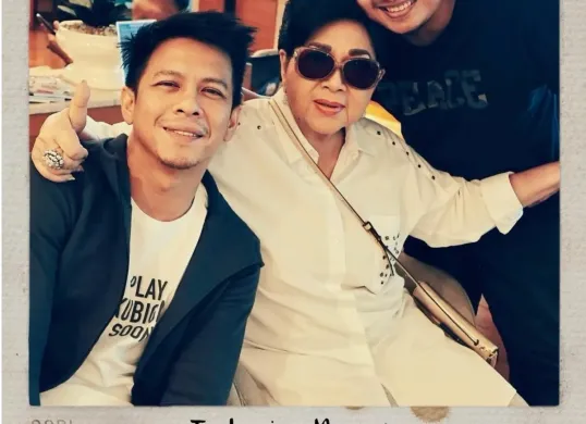 Ariel NOAH kenang Titiek Puspa yang wafat 10 April 2025: “Damai selamanya Eyang. Terima kasih atas ilmu dan kebaikanmu, akan saya teruskan.” (Sumber: Instagram @ArielNOAH)