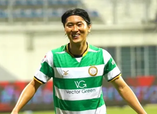 Potret Tomoyuki Doi yang sedang diincar oleh Persib Bandung. (Sumber: X/@AllSGFootball)